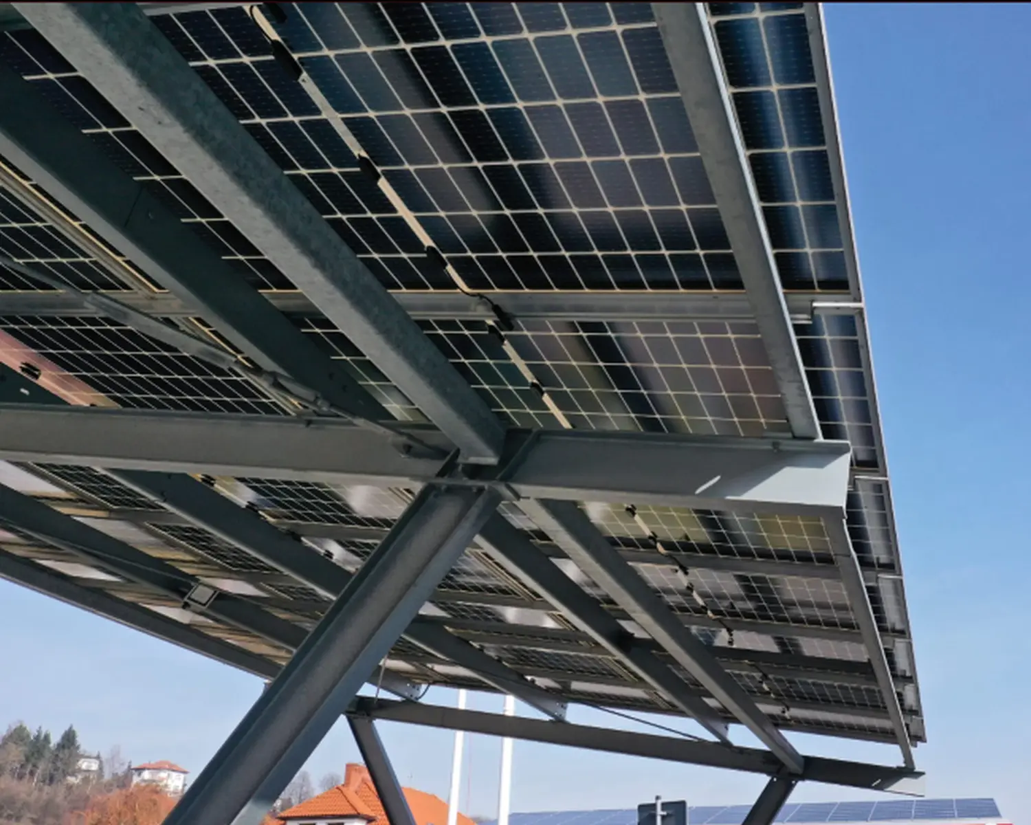 Czarny Montage Bau - Stahlkonstruktion für Solaranlagen